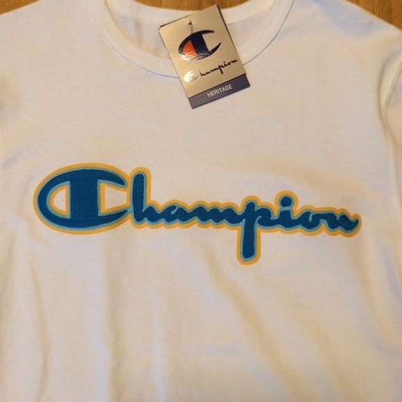 Champion T-Shirt Mens Small Heritage Embroidered Logo White Crewneck - Picture 5 of 5
